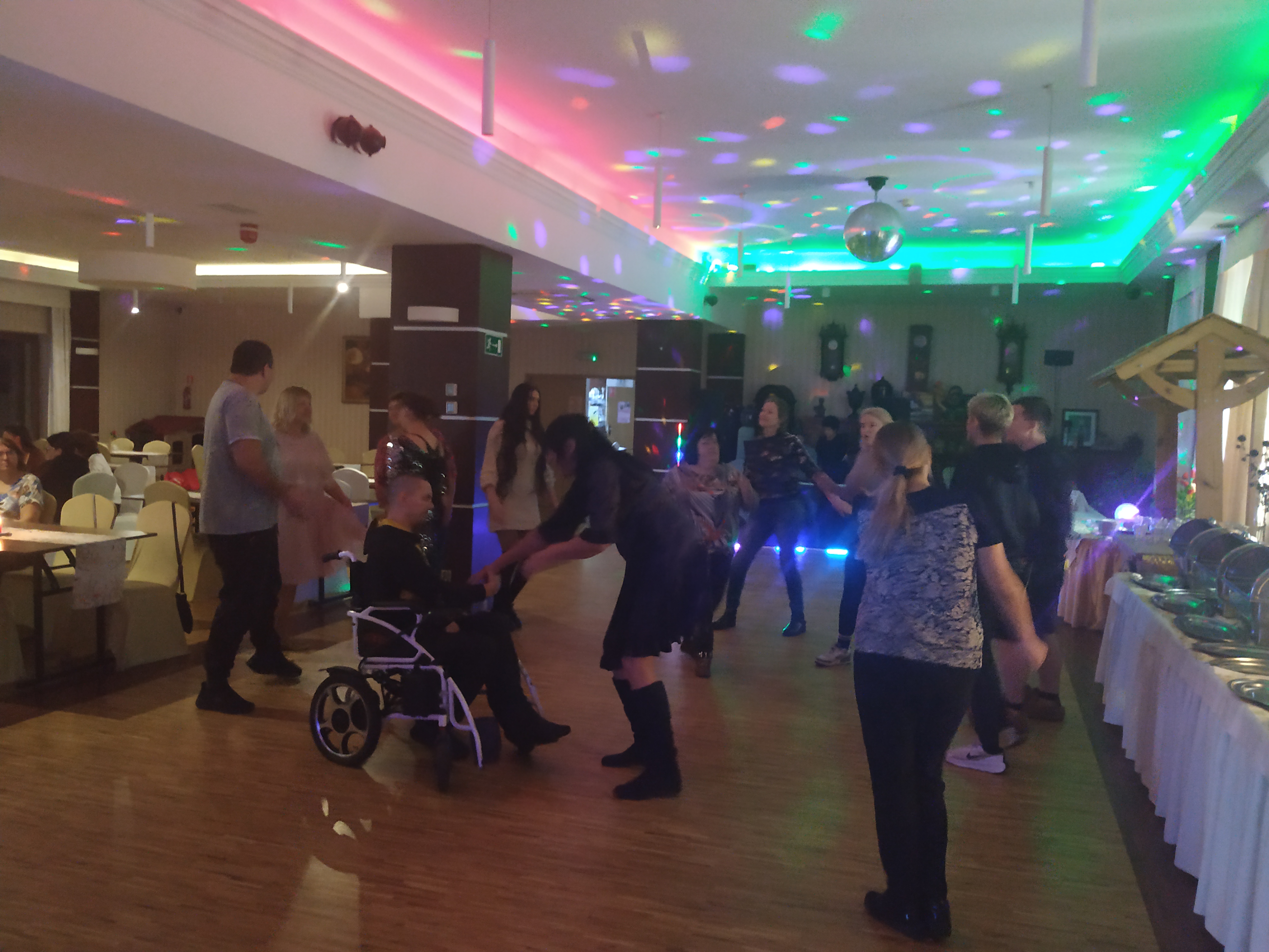 Miniatura zdjęcia: Dyskoteka